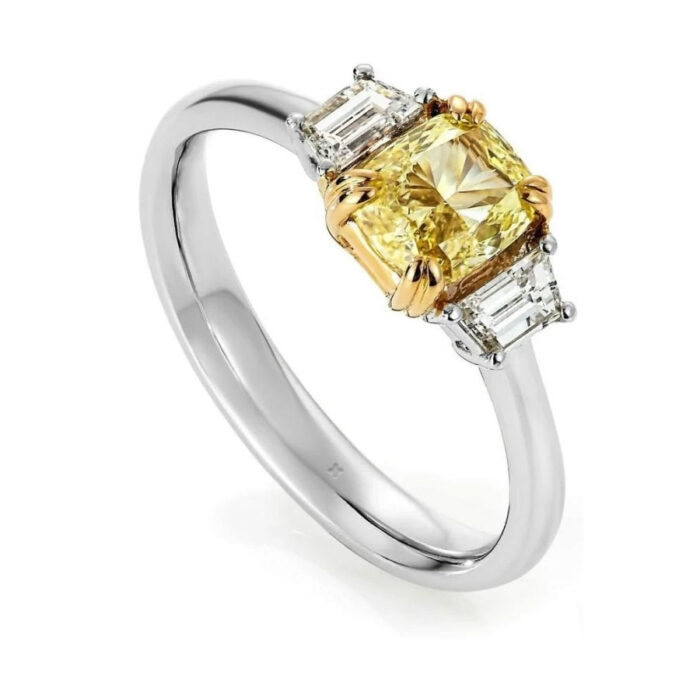 Bague de Fiançailles Reine Diamant Jaune - Solitaire Luxe | LeDiamanti Maroc